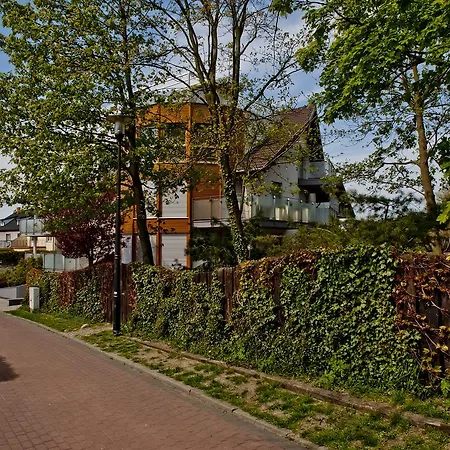 Blueapart Nadmorski Park Ястарня