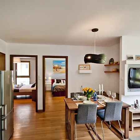 公寓 Blueapart Nadmorski Park 亚斯塔尔尼亚